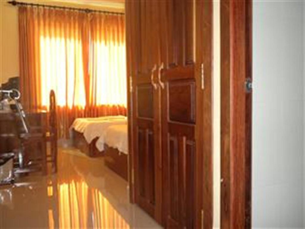 Nyny Hotel Kampot Quarto foto