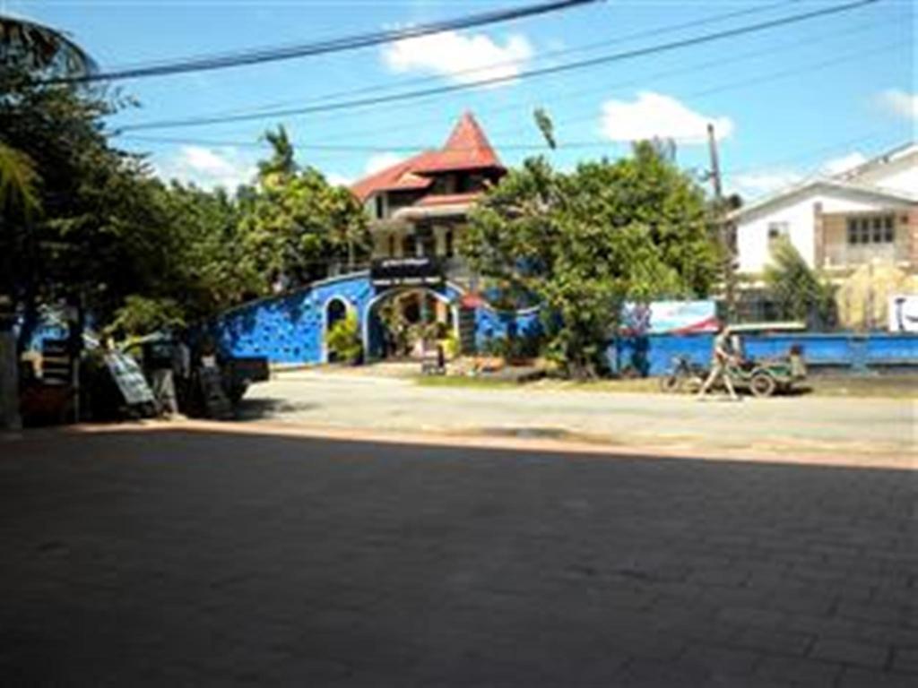 Nyny Hotel Kampot Exterior foto